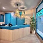 بيت شباب The Pod Blasco