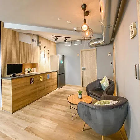 אכסניה The Pod Blasco *